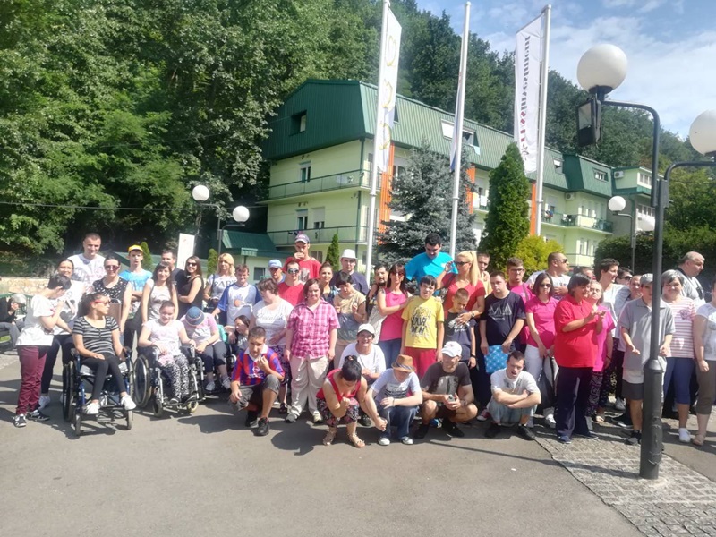 Посета корисника Установе Зрачак Атомској бањи у Горњој Трепчи