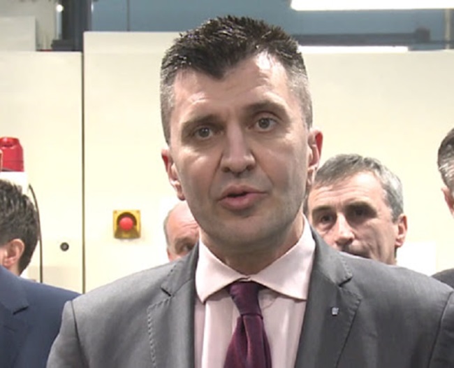 Потребна је активна примена знаковних језика у институцијама, образовним и здравственим установама