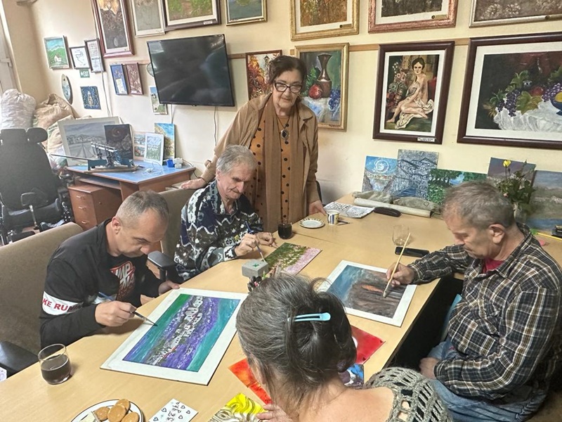 Слике живота Друштва за церебралну и дечију парализу из Прибоја красе домове и установе широм света