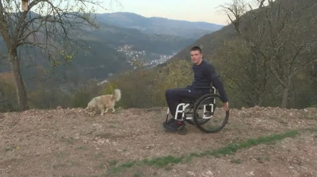 Никола је копао канал са оцем а онда га је погодио залутали метак